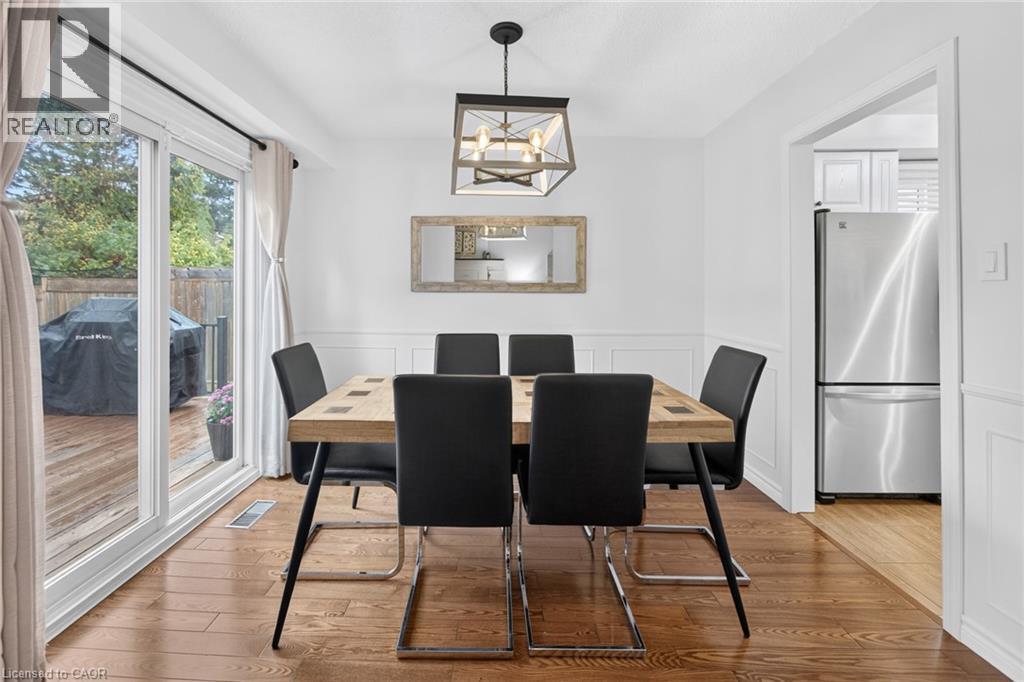 2 Cindy Avenue — photo 10