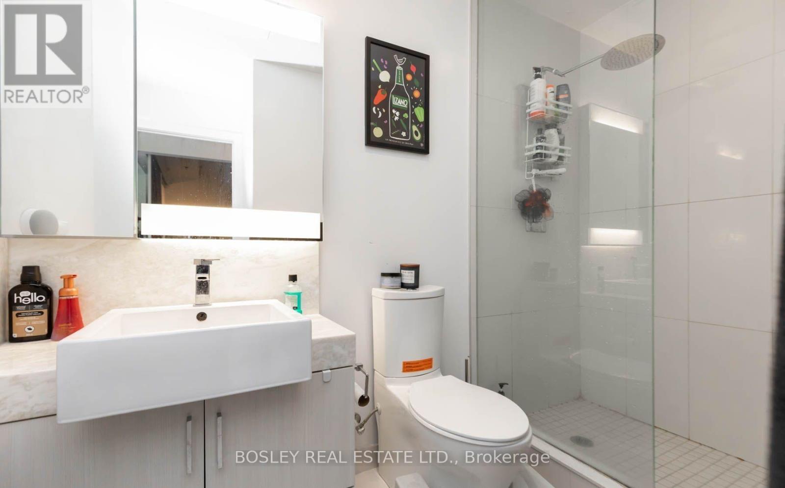 15 Beverley Street — photo 13