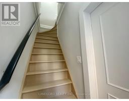 E - 341 St Clair Avenue W, Toronto, ON M5P1N3 Photo 12