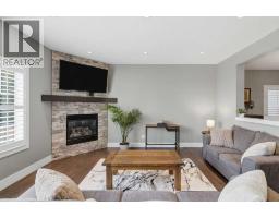 5pc Bathroom - 98 Evergreen Common Sw, Calgary, AB T2Y4N7 Photo 9
