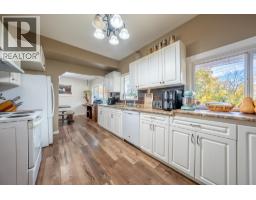 Kitchen - 3190 Hall Frontage Road, Grand Forks, BC V0H1H5 Photo 10