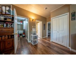Primary Bedroom - 3190 Hall Frontage Road, Grand Forks, BC V0H1H5 Photo 16