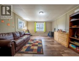 Dining room - 3190 Hall Frontage Road, Grand Forks, BC V0H1H5 Photo 20