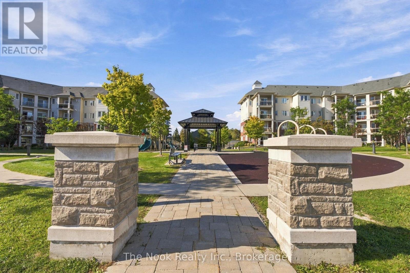 420- 84 Aspen Springs Drive, Clarington, ON photo 34