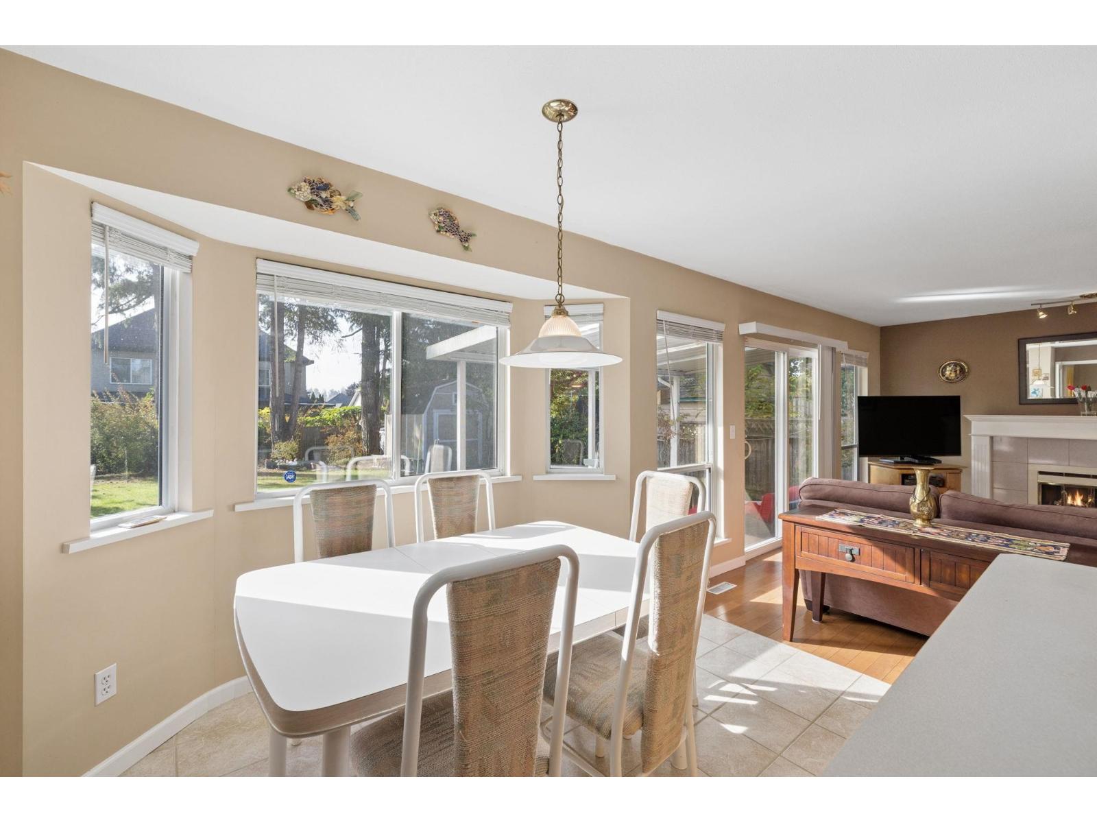 Photo of 15656 107A STREET 21