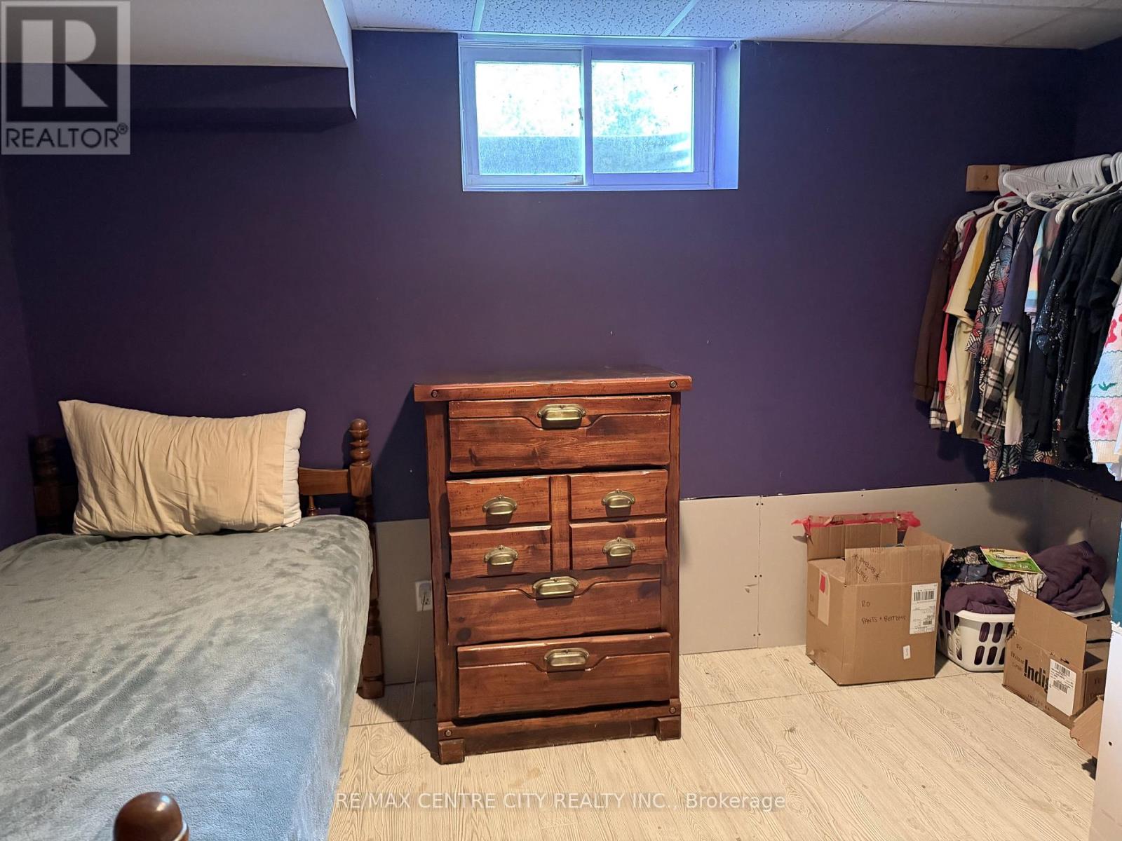 7442 Fairview Road — photo 47