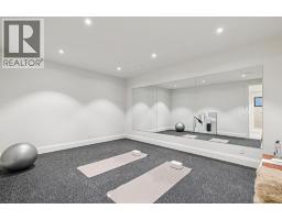 14 Lissington Drive SW - photo 42
