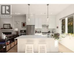 572 E 16th Avenue, Vancouver, BC V5T2V2 Photo 8