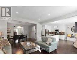 12 Knockaderry Crescent, Ottawa, ON K2C3H2 Photo 9