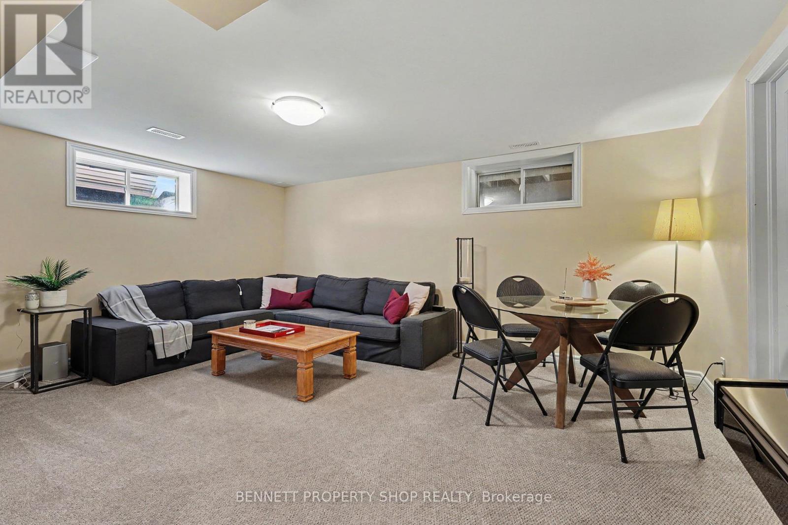 77 Tabitha Crescent — photo 16