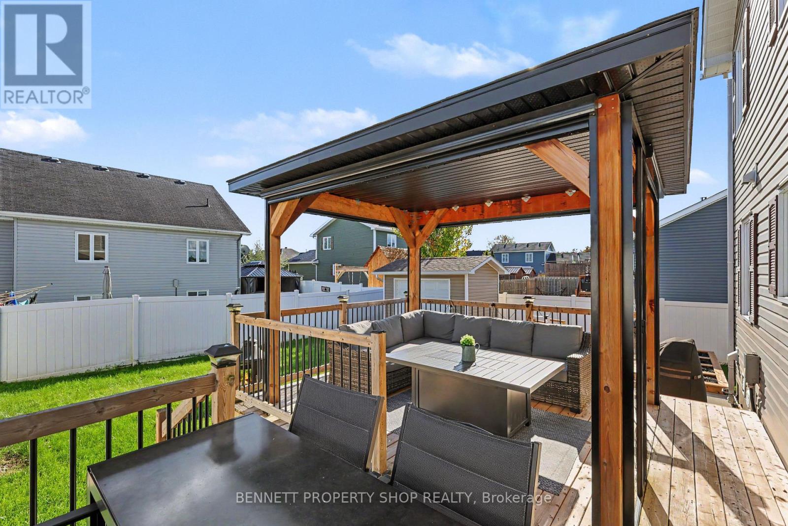 77 Tabitha Crescent — photo 20