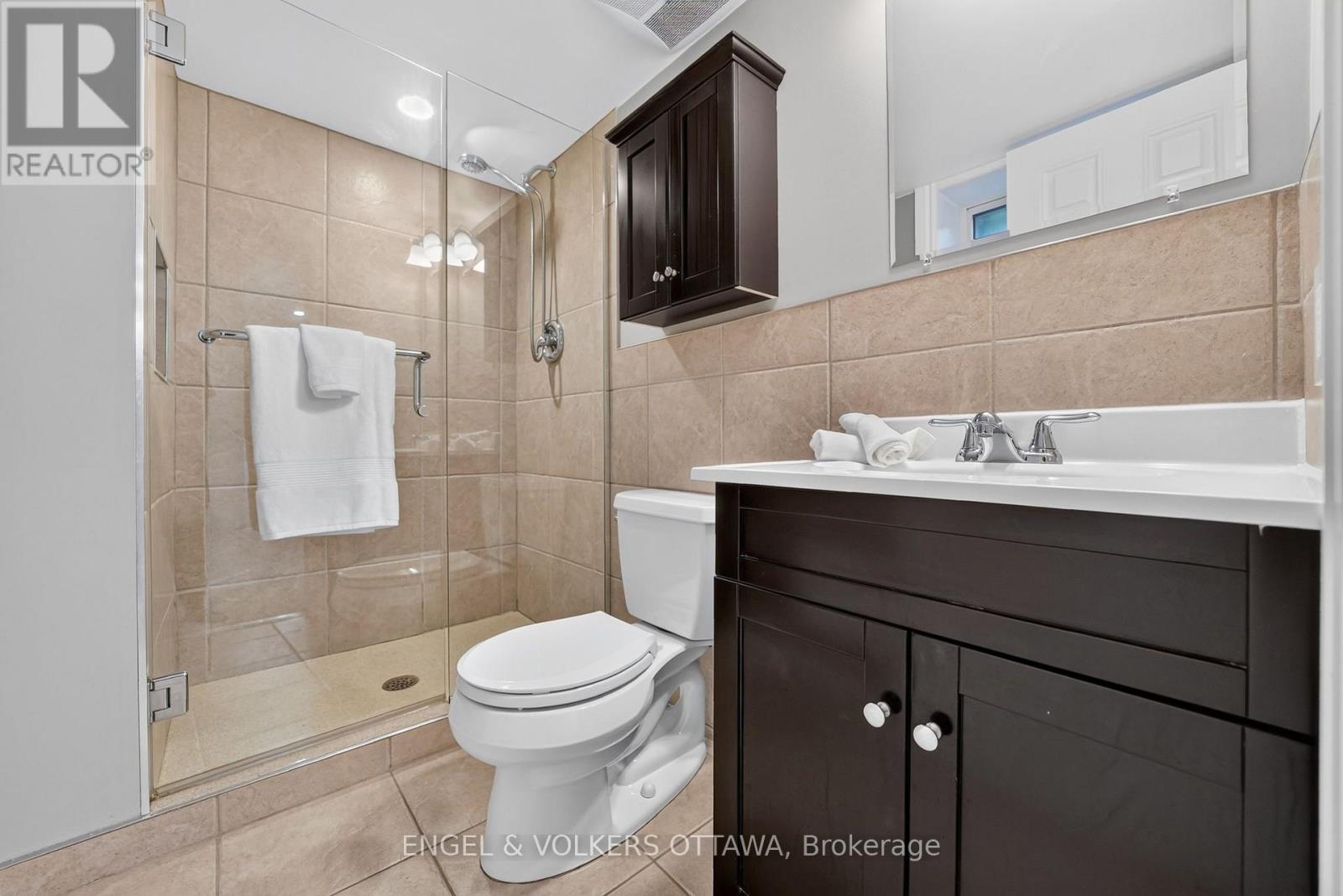 134 Kenilworth Street — photo 32