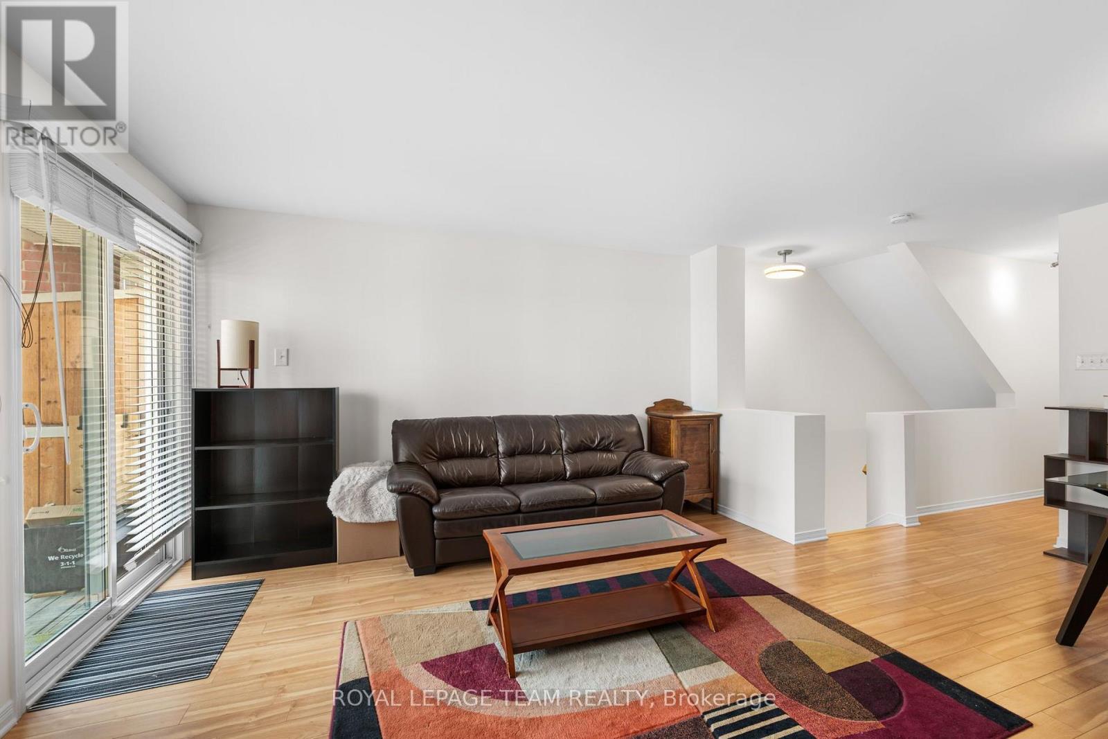 241 Lyon Street North — photo 15