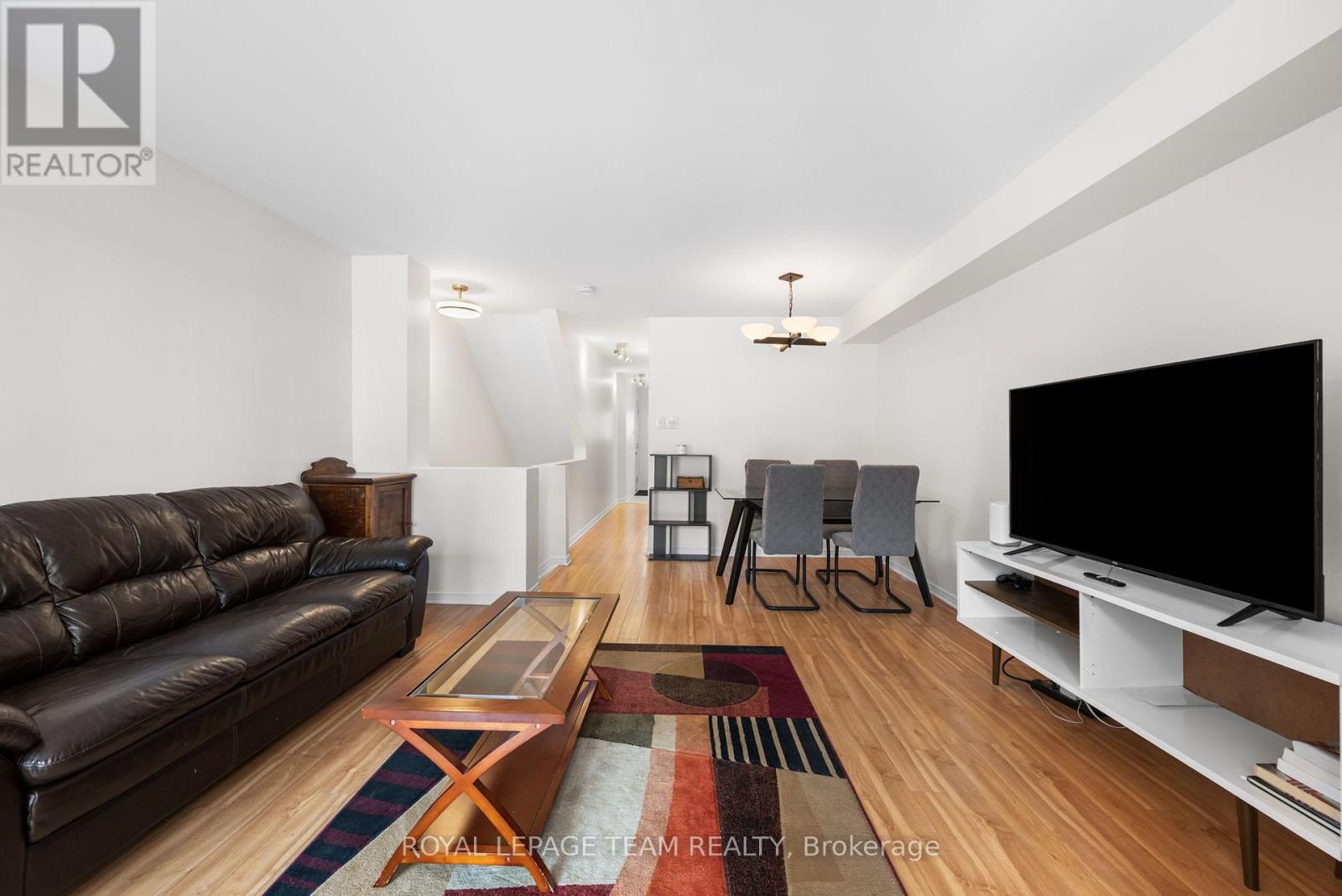 241 Lyon Street North — photo 17
