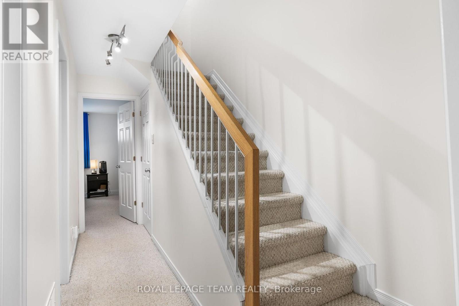 241 Lyon Street North — photo 19