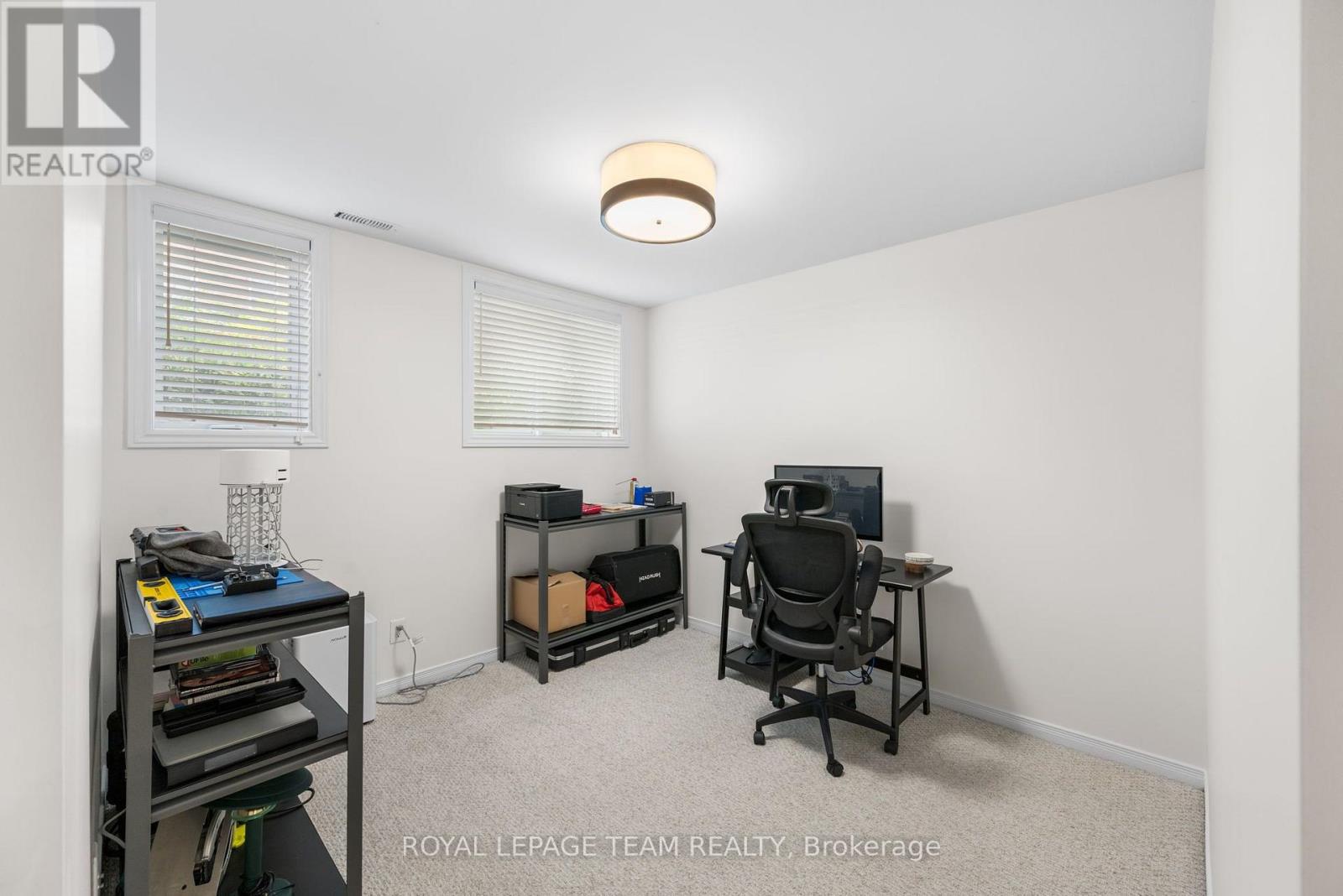 241 Lyon Street North — photo 23