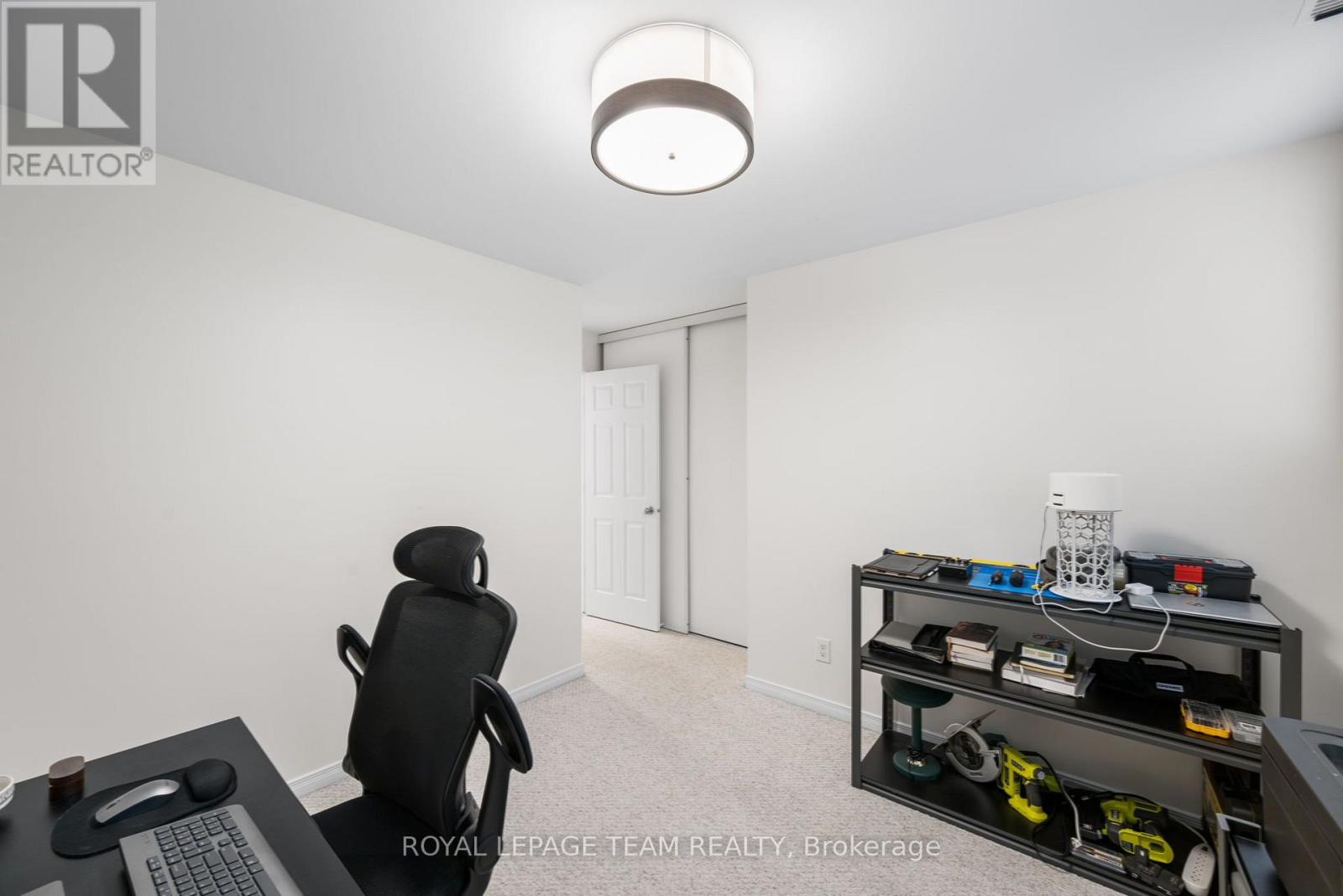 241 Lyon Street North — photo 24