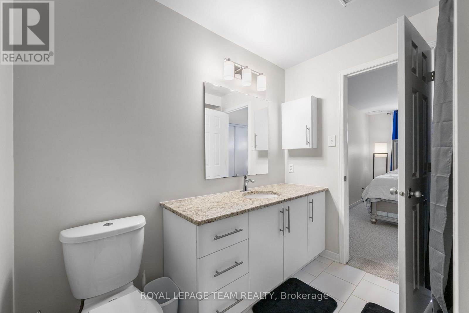 241 Lyon Street North — photo 27