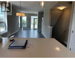 102 livingston Common NE - photo 6