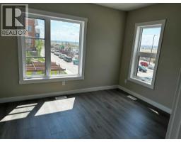 102 livingston Common NE - photo 8