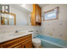 5607 Buckthorn Road Nw, Calgary, AB T2K2Y6 Photo 13