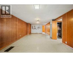 5607 Buckthorn Road Nw, Calgary, AB T2K2Y6 Photo 16