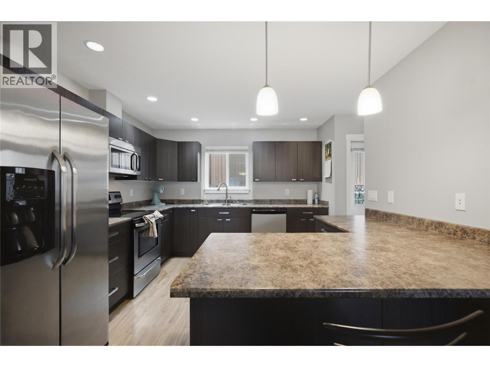 1711 COPPERHEAD Drive Unit# 6, Kamloops - Image 1