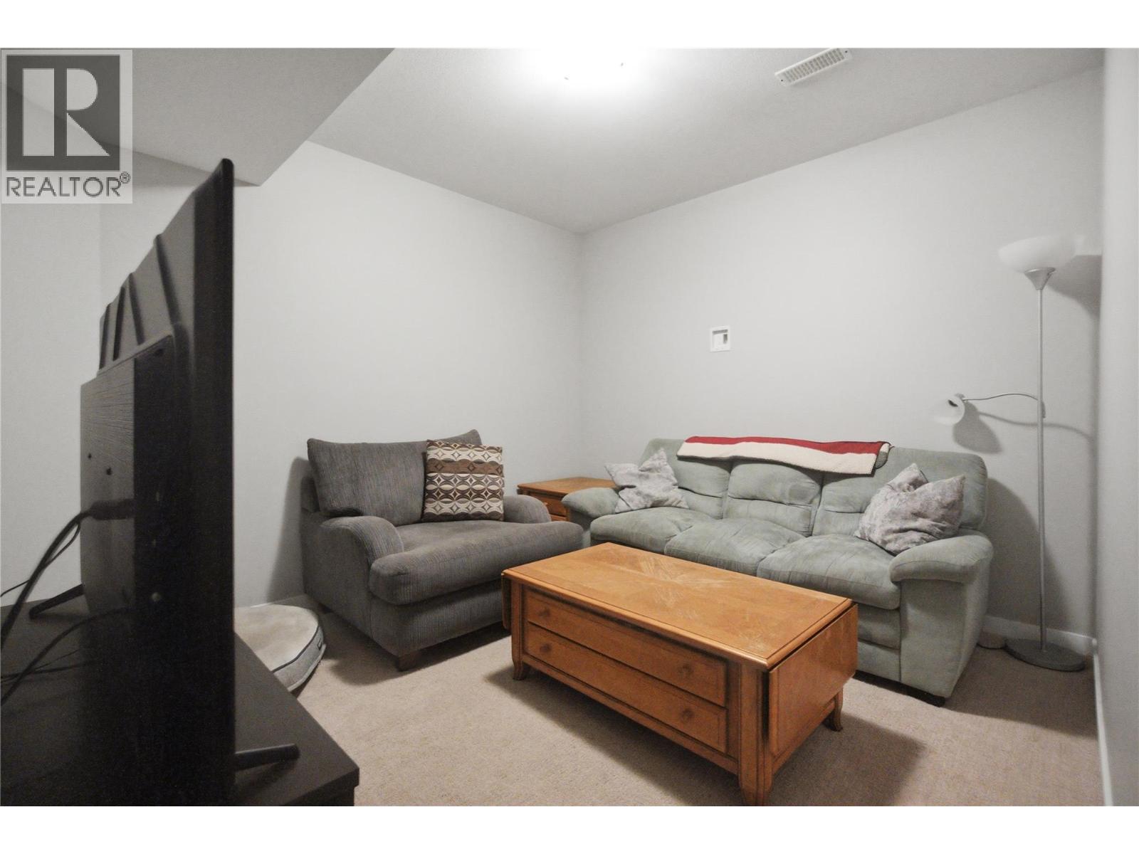 1711 COPPERHEAD Drive Unit# 6, Kamloops - Image 1
