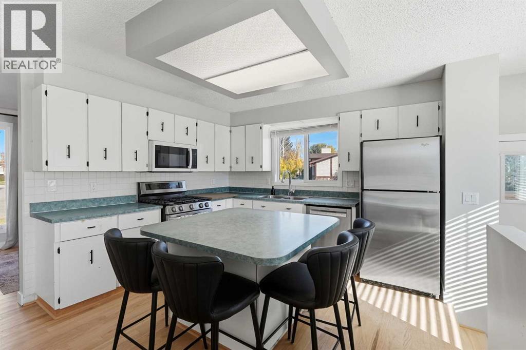 Listing photo – 25 Clark Crescent, Red Deer