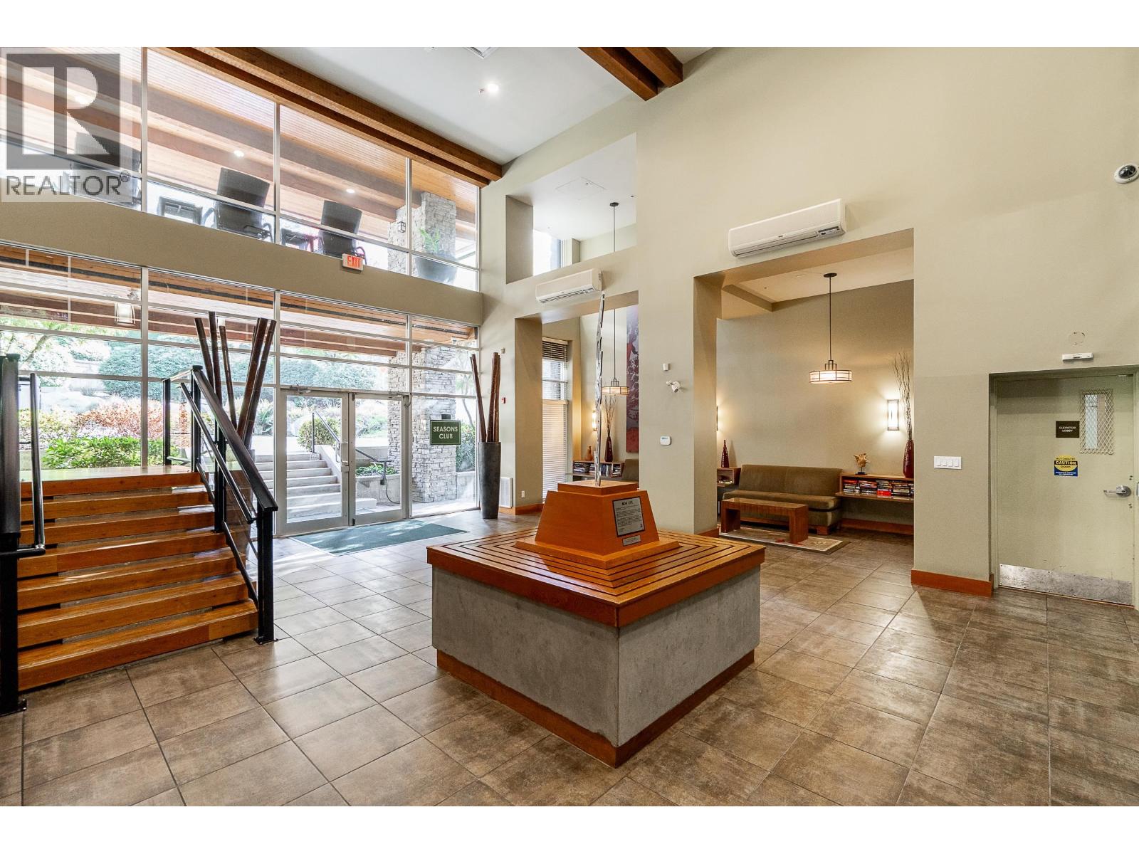 Photo of 418 7478 BYRNEPARK WALK 22
