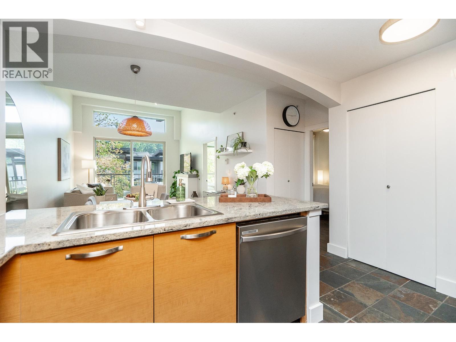 Photo of 418 7478 BYRNEPARK WALK 30