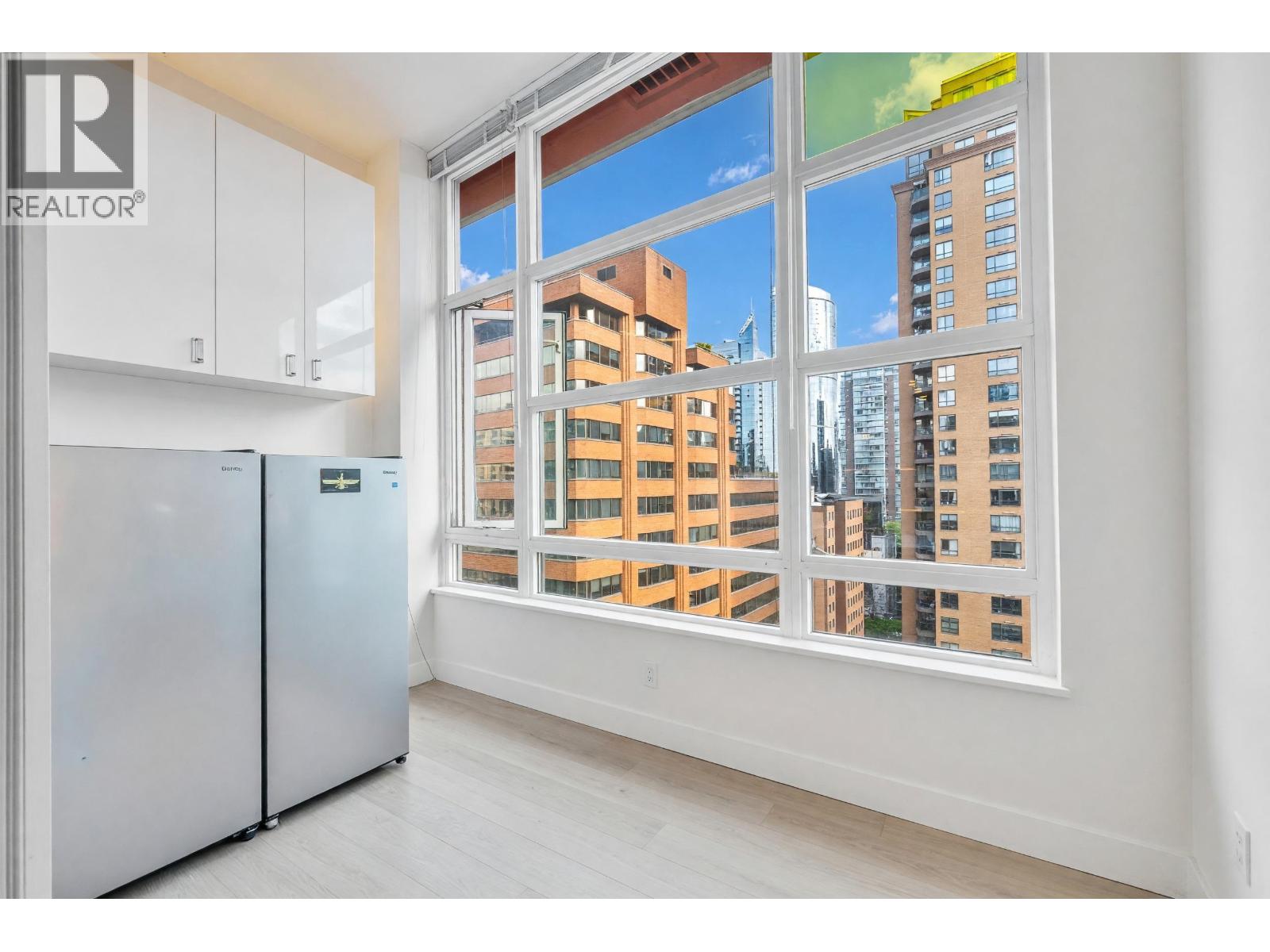 1002 1205 HOWE STREET, Vancouver - Image 1