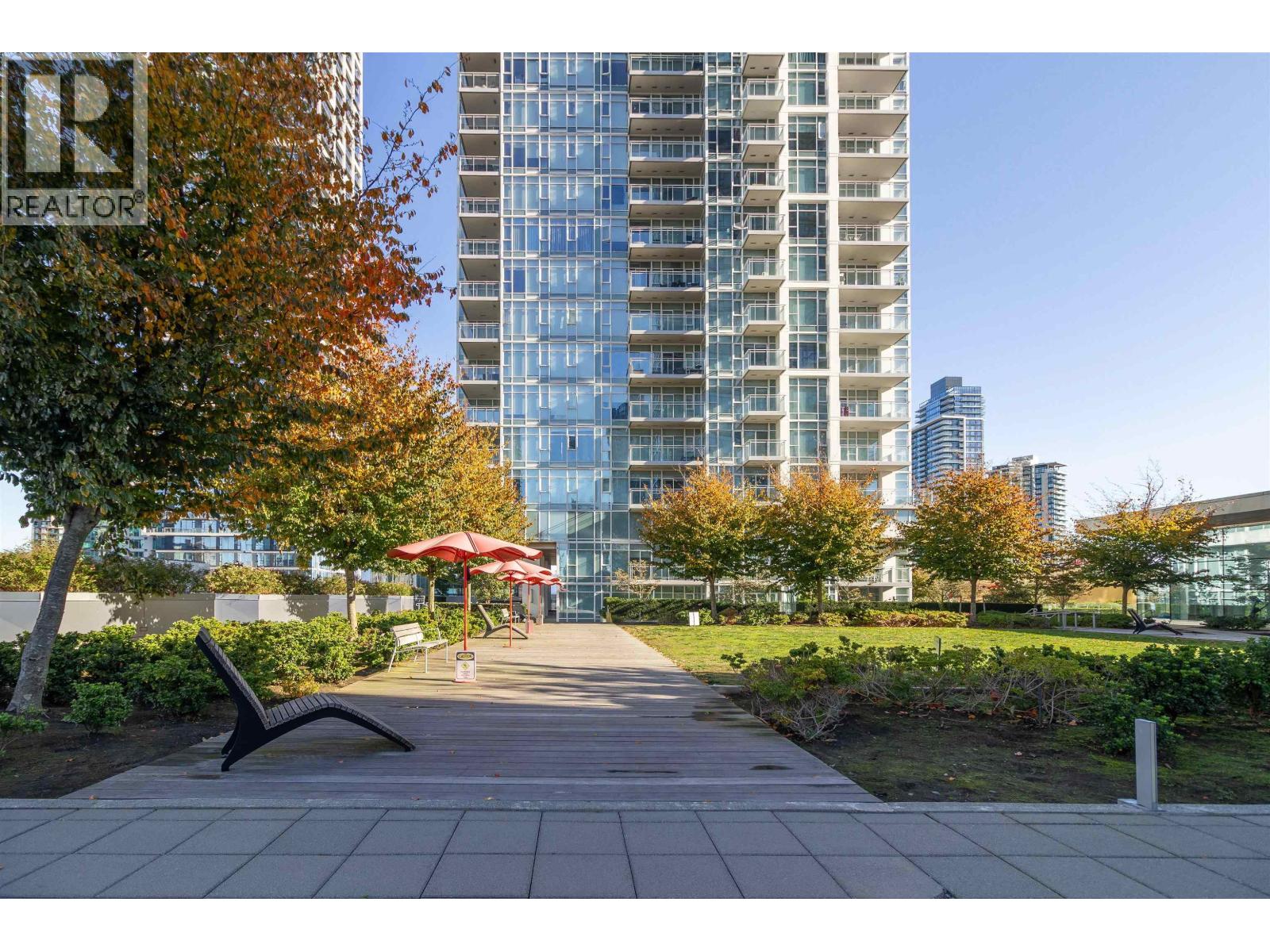 Photo of 506 6098 STATION STREET 26