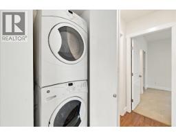 108 735 W 15th Street, North Vancouver, BC V7M0B8 Photo 12