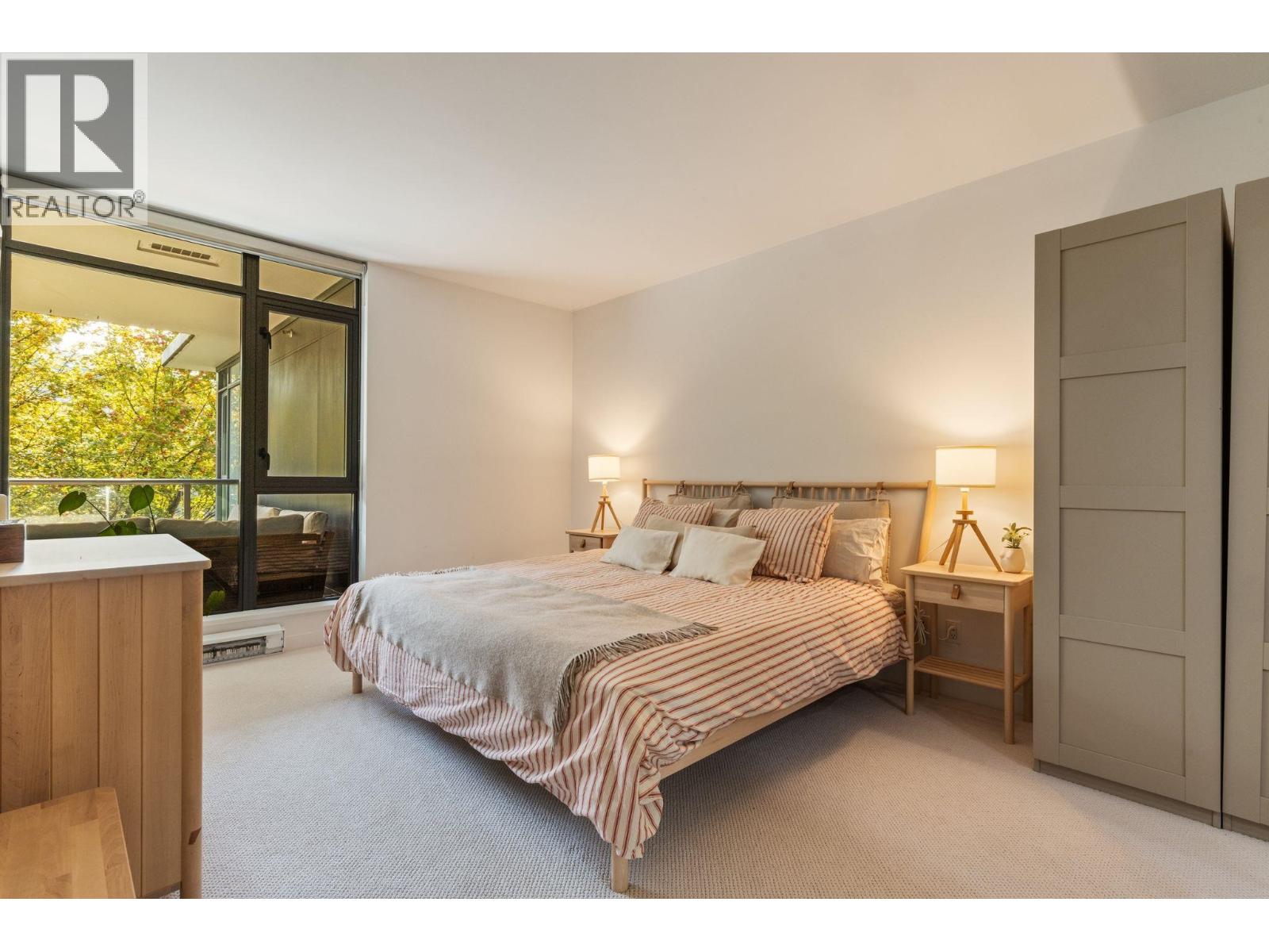 Photo of 403 750 W 12TH AVENUE 24
