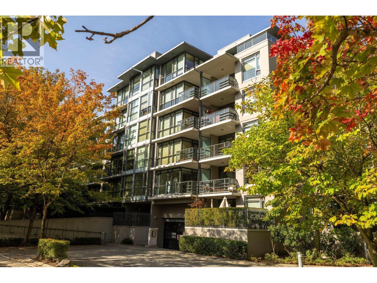 Photo of 403 750 W 12TH AVENUE 37