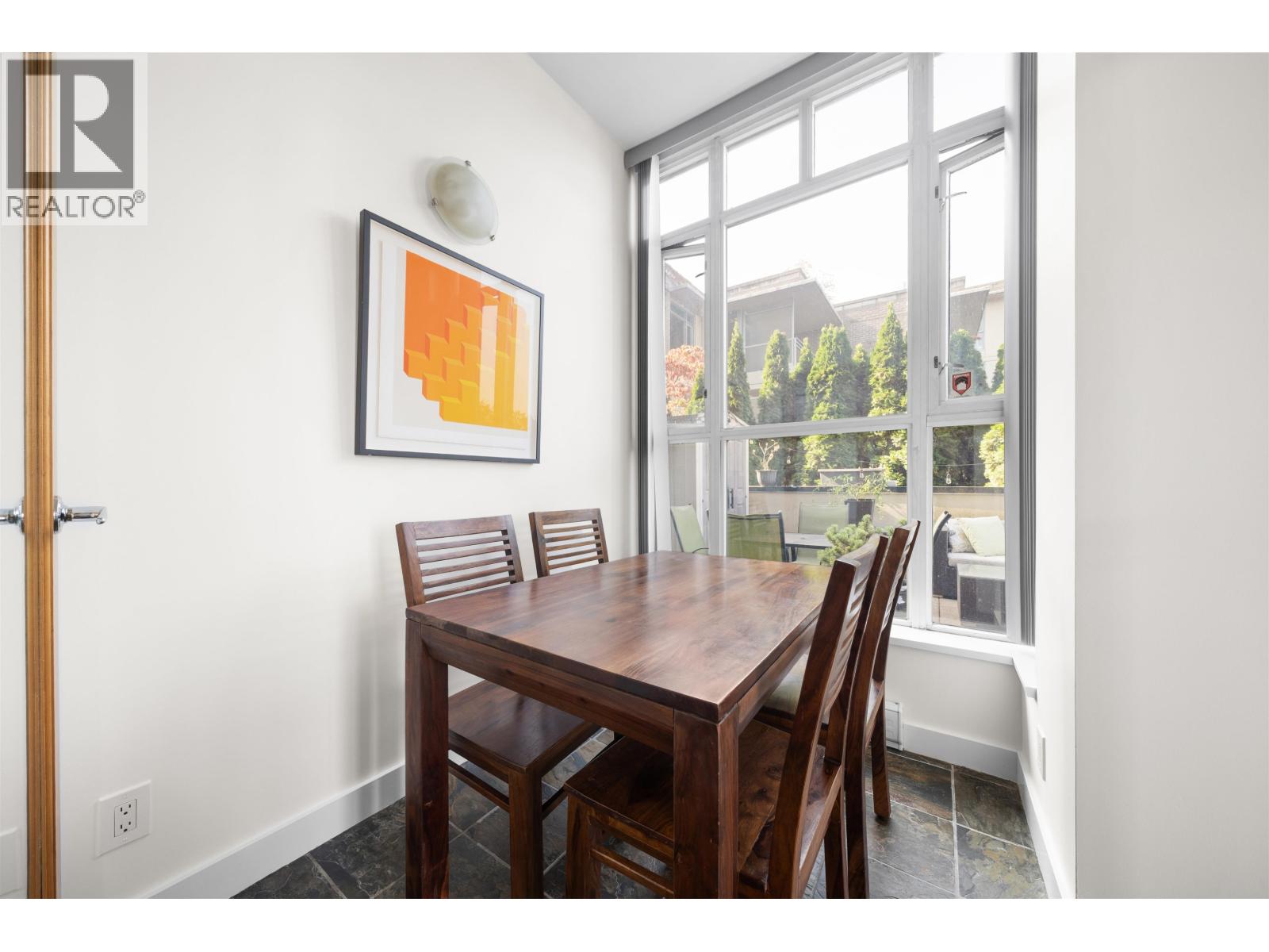Photo of 109 2515 ONTARIO STREET 14
