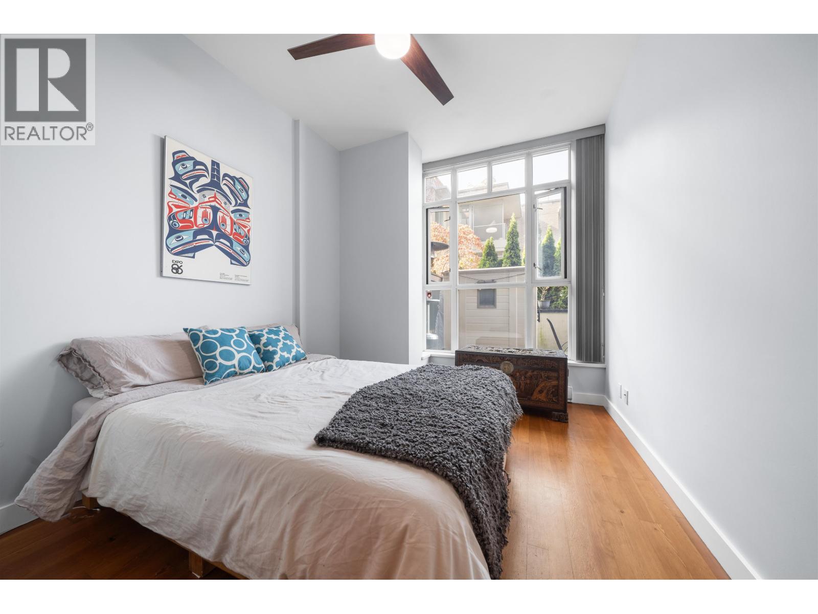 Photo of 109 2515 ONTARIO STREET 18