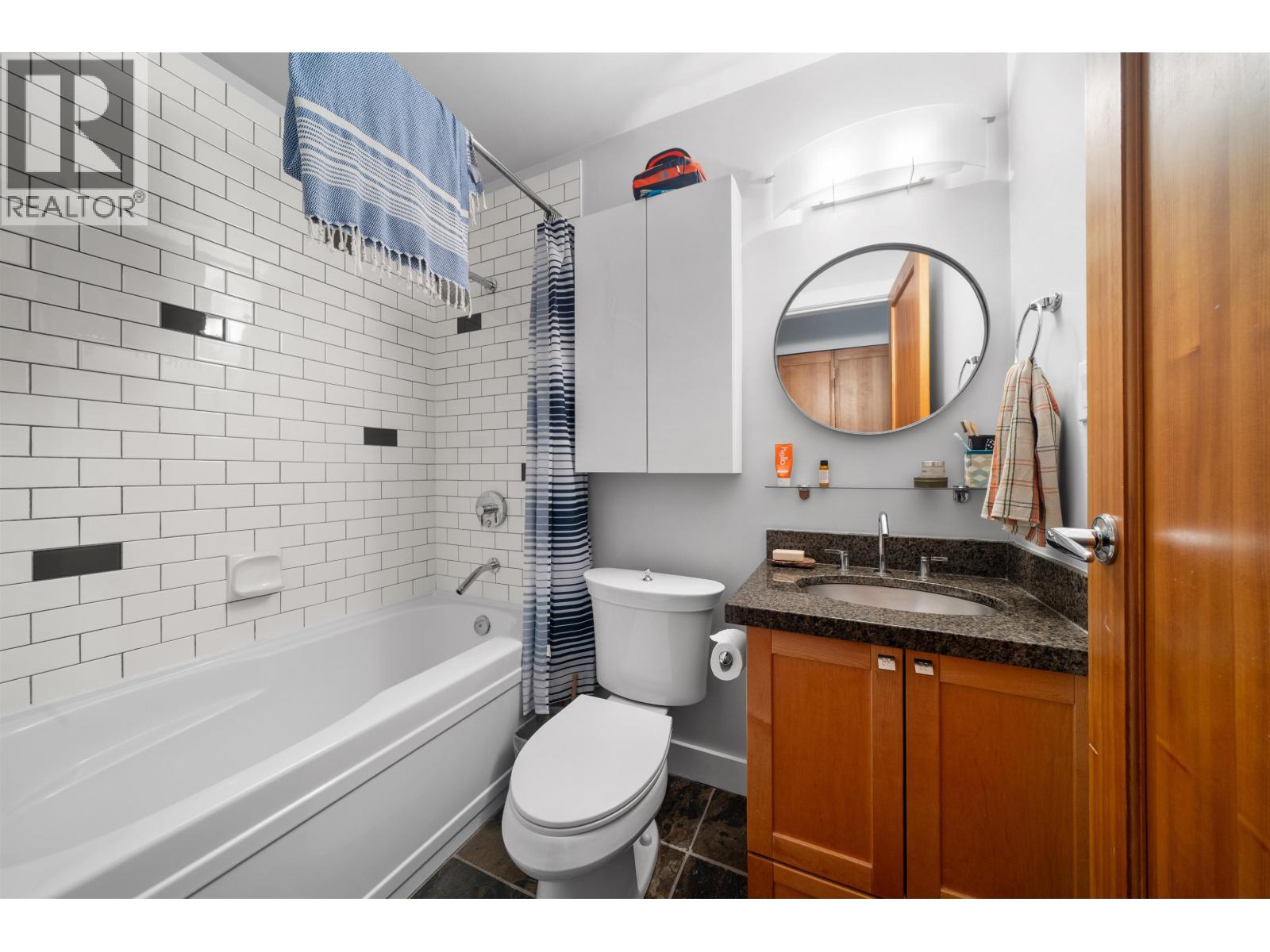 Photo of 109 2515 ONTARIO STREET 20