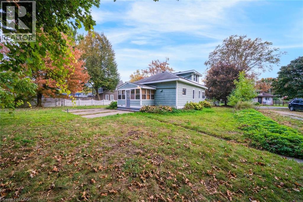 42 CAMBRIDGE Road E, Crystal Beach — photo 6