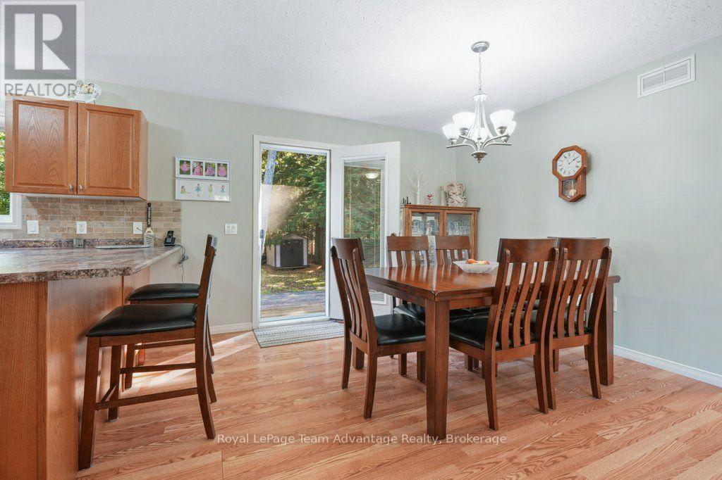 10 OAKRIDGE ROAD - 18