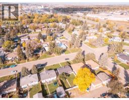 309 26 Street S - photo 46