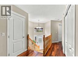 236 Paris Crescent, Fort McMurray — photo 4