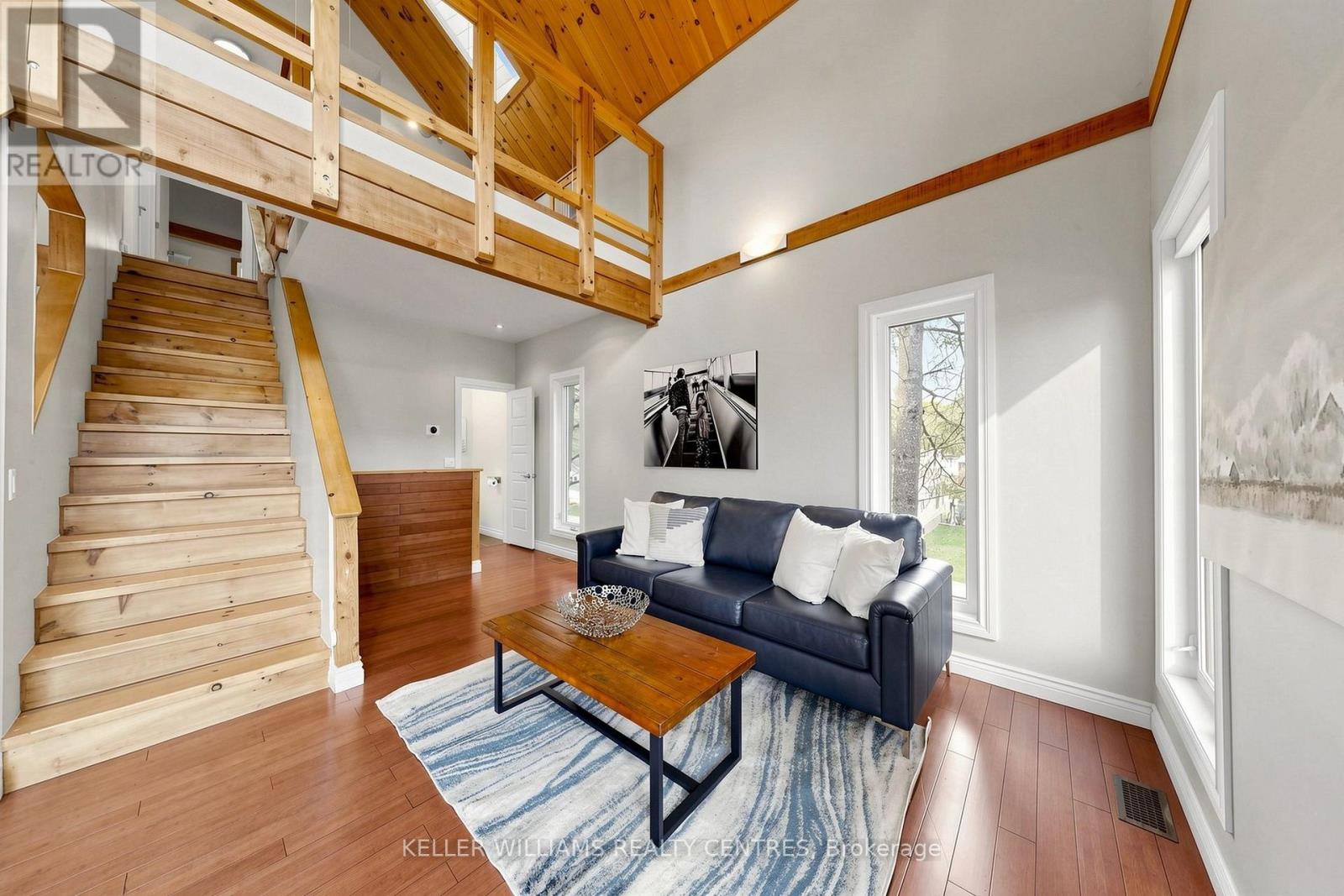 42 Balson Boulevard, Whitchurch-Stouffville, ON photo 6