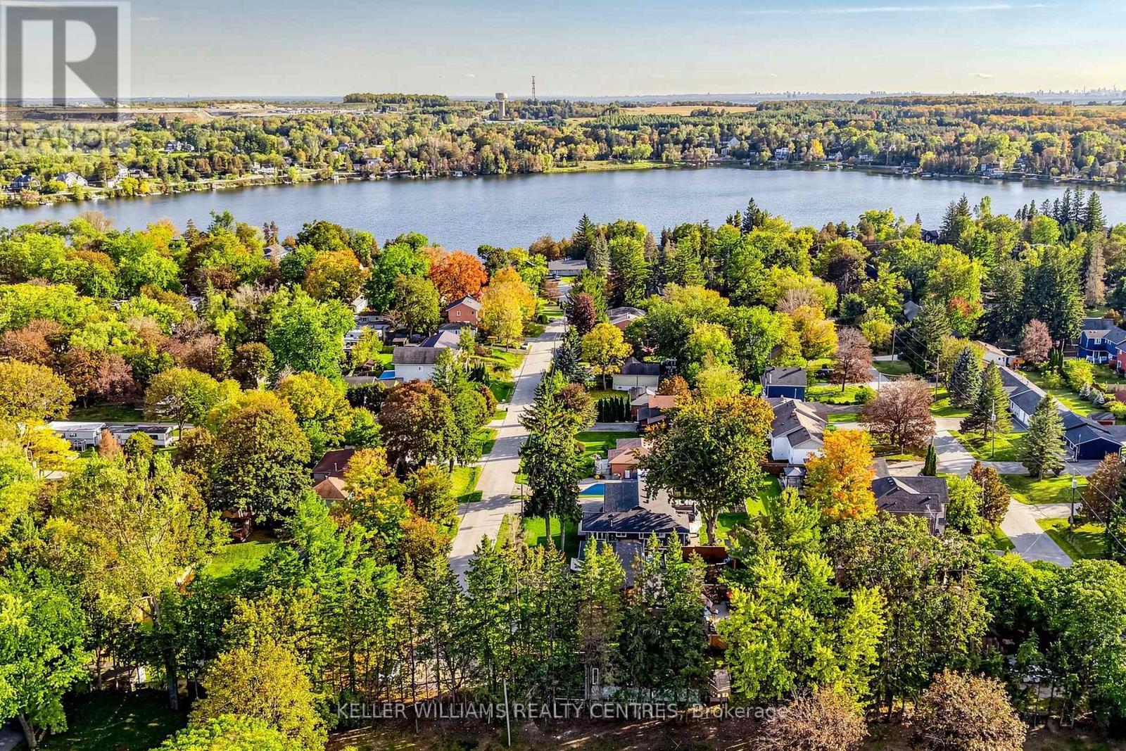 42 BALSON BOULEVARD - 34
