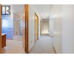 463 23 Avenue NW - photo 31