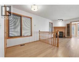 463 23 Avenue NW - photo 13