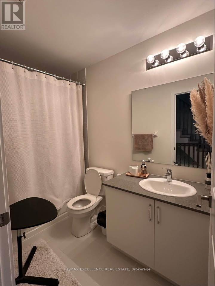 87 William Duncan Road — photo 10