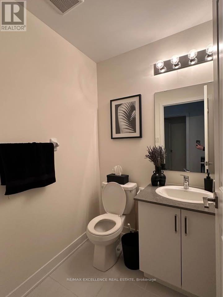 87 William Duncan Road — photo 13