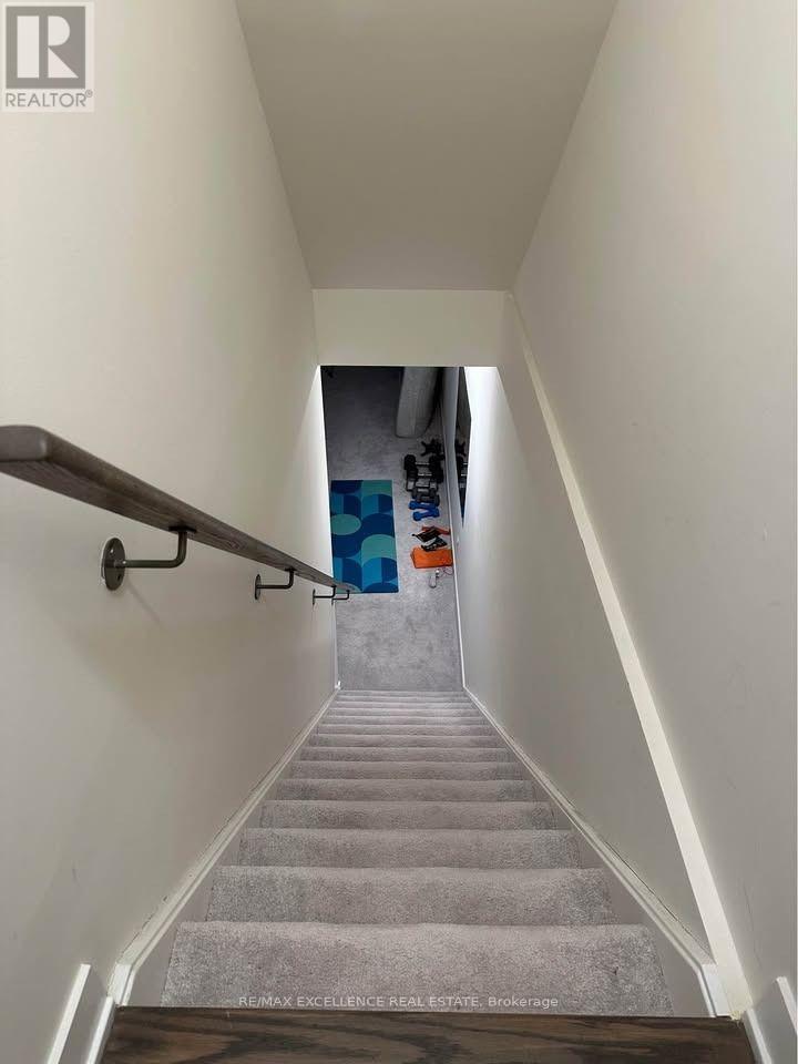 87 William Duncan Road — photo 16